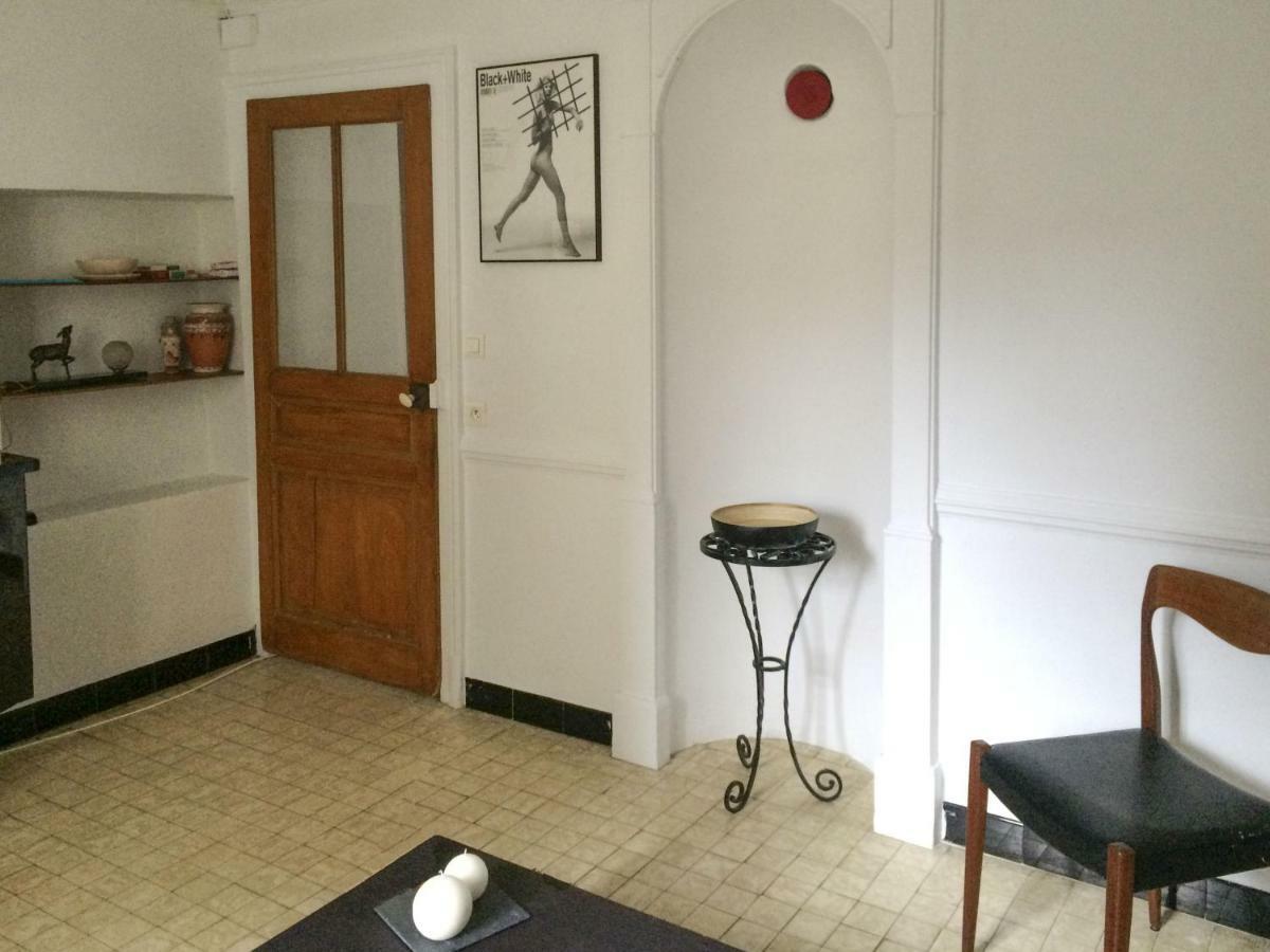 Retro Arty House Villa Mesnay Bagian luar foto